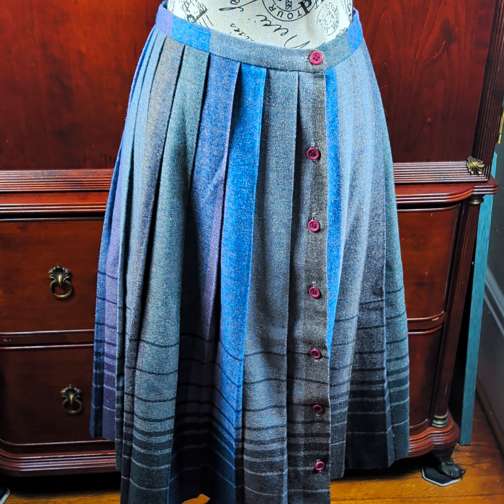 Parsons Place Ltd Pleated Tweed Plaid Midi Skirt Size 14 Gray Blue Purple 9564